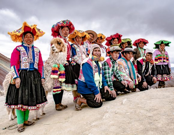 Tour en Cusco 5 días: Arribo a Cusco, Valle Sagrado, MachuPicchu, Montaña de Colores