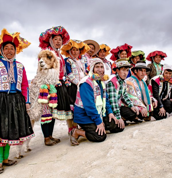 Tour en Cusco 5 días: Arribo a Cusco, Valle Sagrado, MachuPicchu, Montaña de Colores